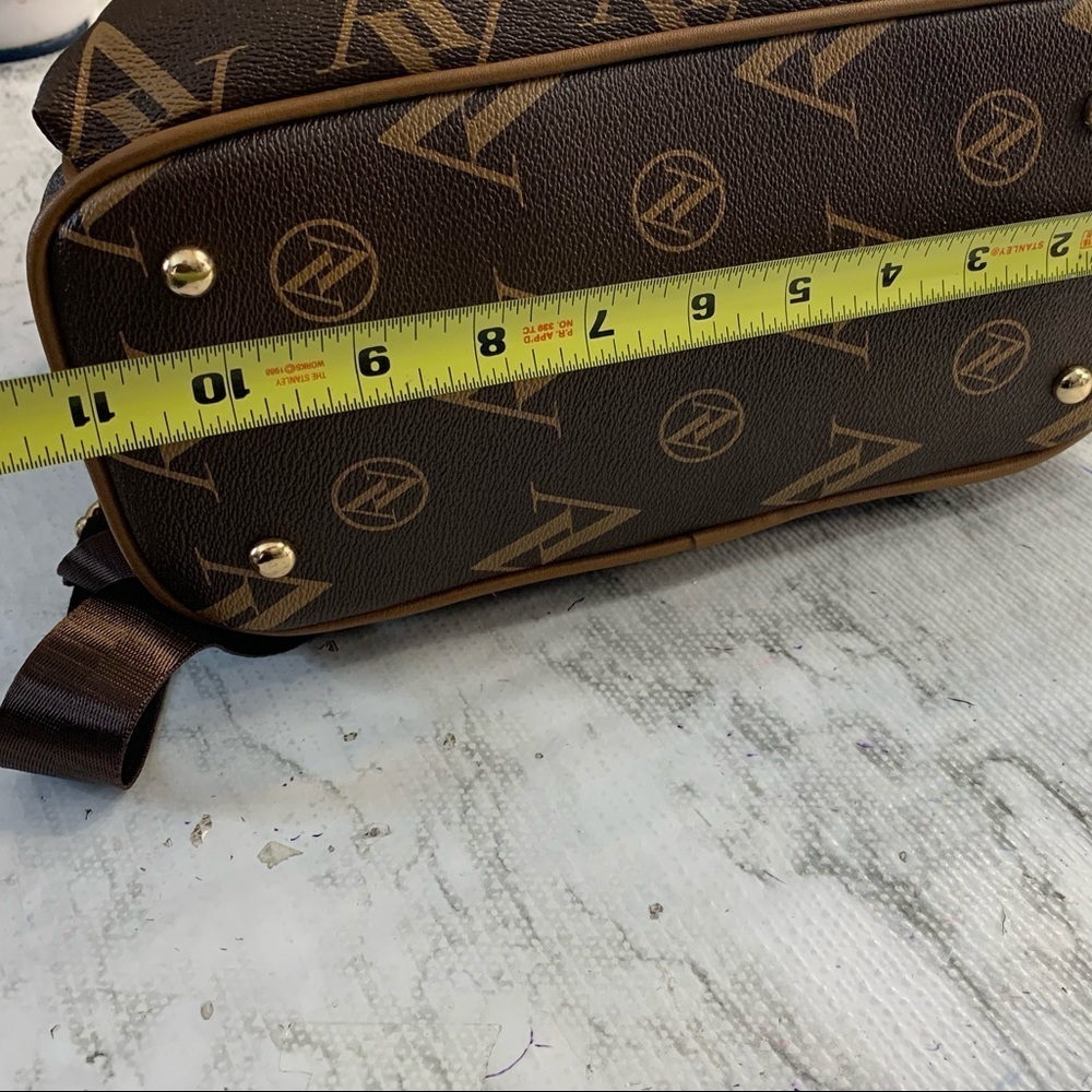 Adrienne Vittadini Signature Collection Backpack - Picture 13 of 14